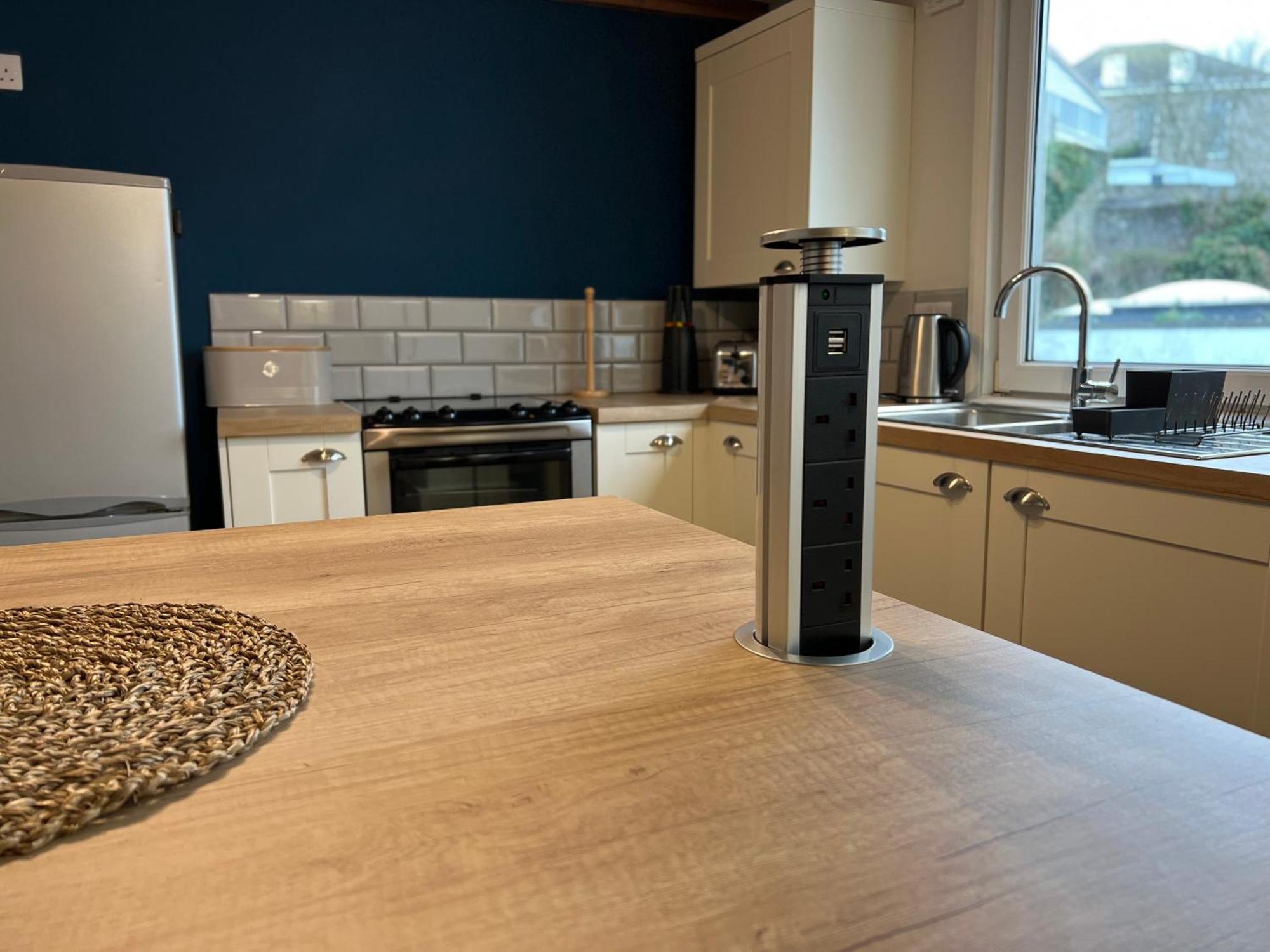 A Spacious 2 Bed Flat In Kingsbridge Town المظهر الخارجي الصورة